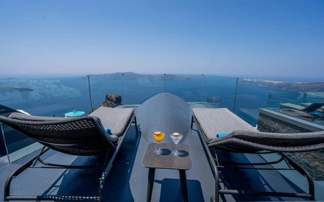 Kivotos Santorini - Preferred Hotels & Resorts