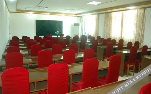 Tielu Jingjiang Hotel