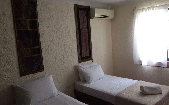 Hostel Kaana 4 You
