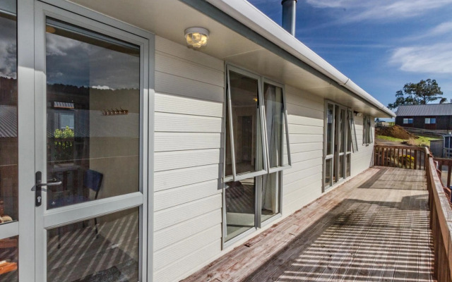 Tui's Lookout - Ohakune Holiday Home