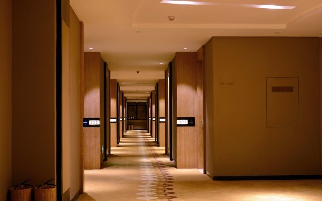 Silverworld Hotel