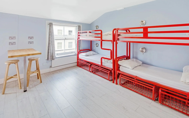 Astor Kensington Hostel