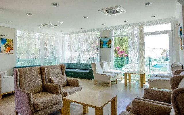 Dragut Point South Hotel