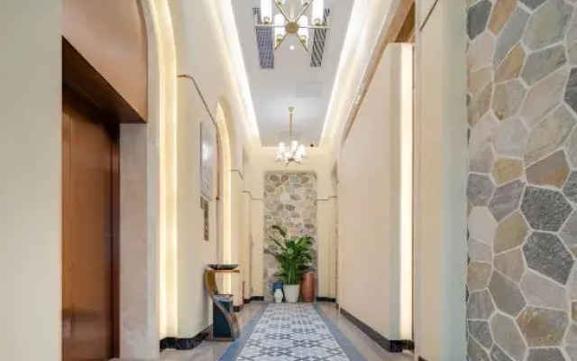 O.Live Social Hotel (Dongguan South China Mall Baili store)