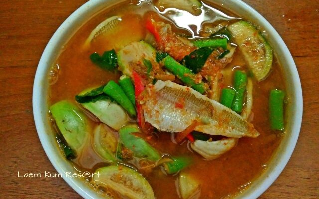 Laem Kum Beach Resort & Seafood