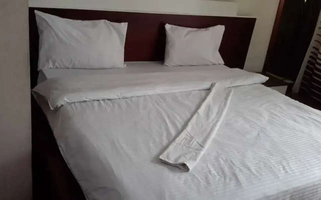 Yomi Hotel