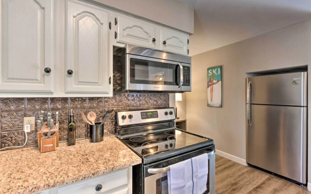 'enchanted Pines' Mountain Escape w/ Deck & Grill!