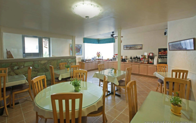 Rodeway Inn