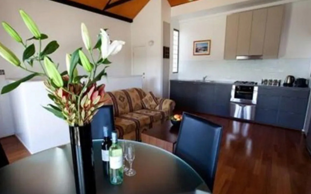 Harbourside Apartments