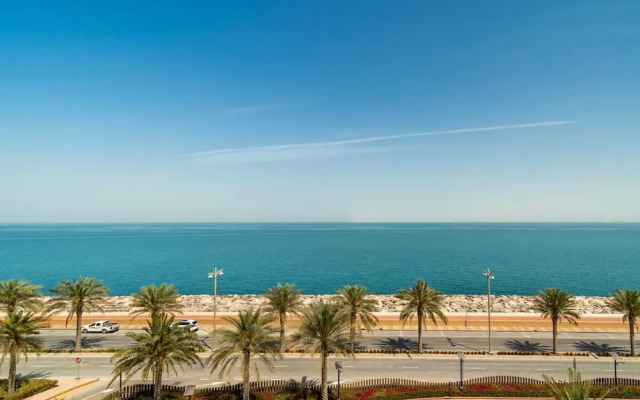 Stunning 2BR Apt Palm Jumeirah