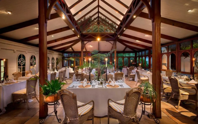 Hunter's Country House