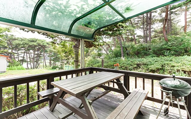 Taean Second Story Pension