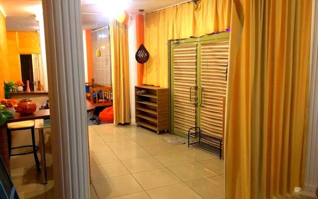 Apelsin Hostel Almaty