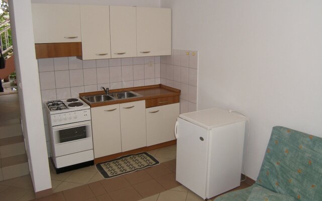Lorena Apartments