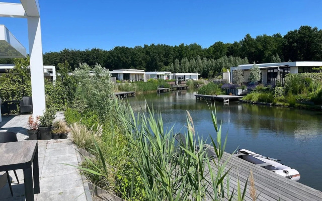 Attractive Villa in Zeewolde With Garden