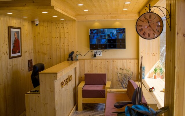 Ghar Bar Boutique Stay & Cafe