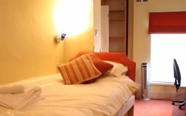 Ba Ba Guest House