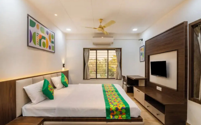 Treebo Petals Banquet & Suites - Kolkata