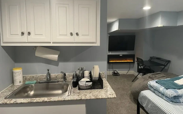 Entire Unit-5min to M&TBank Camden Yards