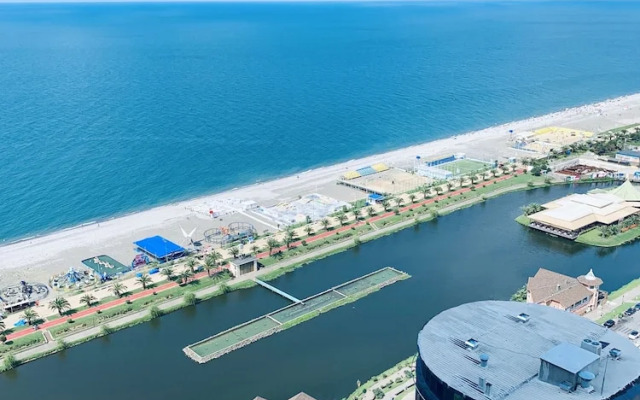 Royal Sea Breeze Apartment