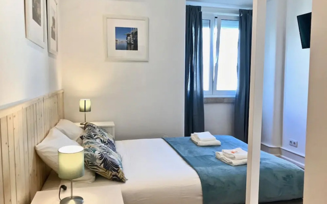 Home Out Rooms & Apartments