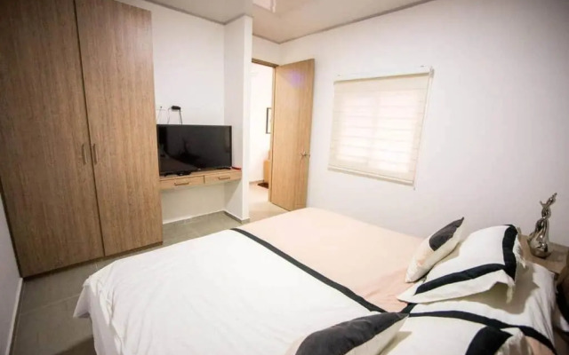 206-INCREIBLE APARTA ESTUDIO EN GRanada
