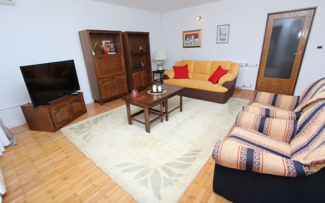 Apartment Adri