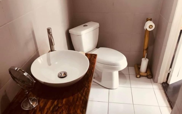 Everyday Sunday Hotel Cafe