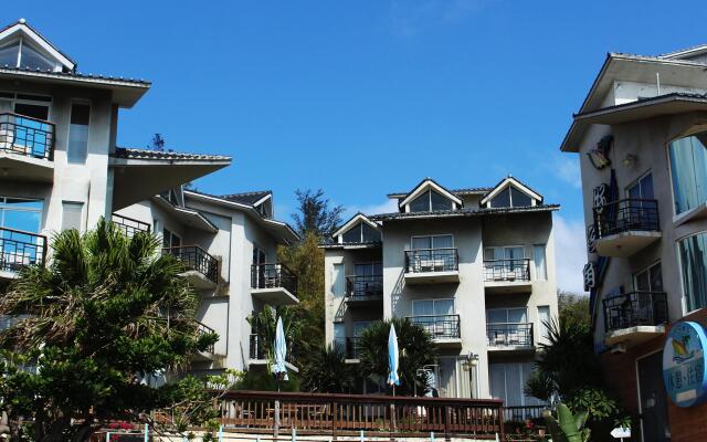 Haku Beach Days Inn