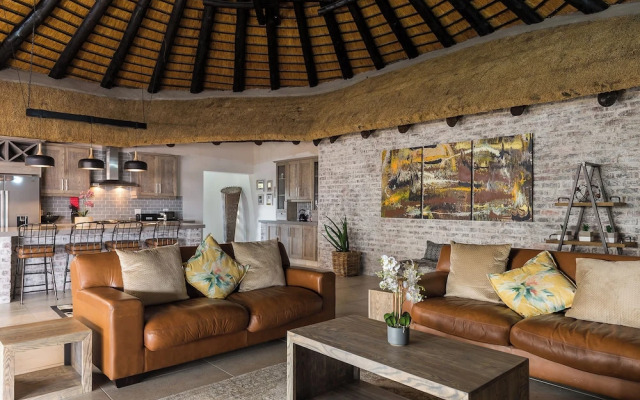 Cayley Mountain Resort