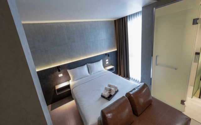Ex2 Hotel