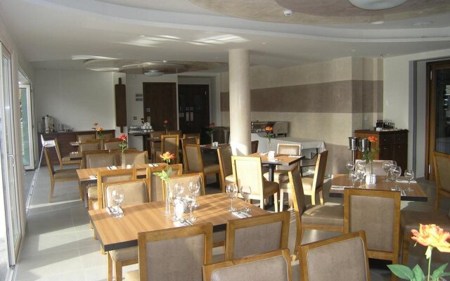 Livadia Hotel Kyperounta