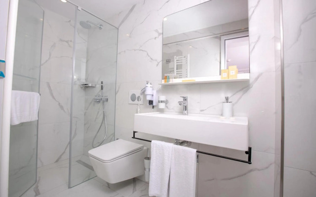 Ascot Hotel Buyukada
