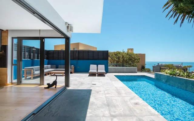 Amara Villa - Designer Villa With Solar Power