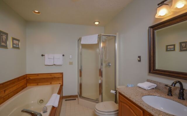 Majestic View 3 Bedroom Townhome