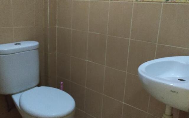 OYO 90316 Hotel Candri Pelaihari