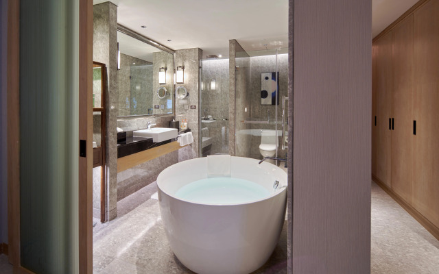 Crowne Plaza Kunming Ancient Dian Town by IHG