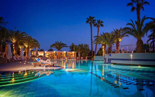 Lagomandra Hotel and Spa