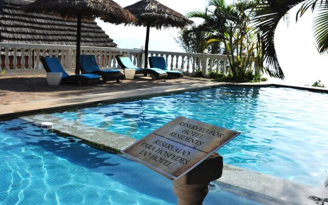 Catembe Gallery Hotel
