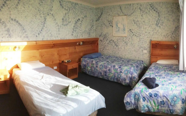 Silver Ridge Retreat