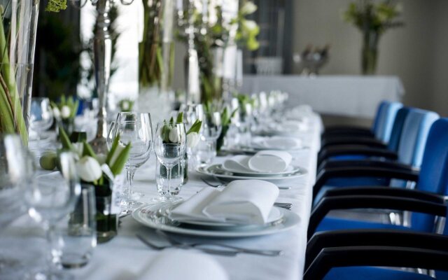 Holiday Inn Eindhoven Centre by IHG