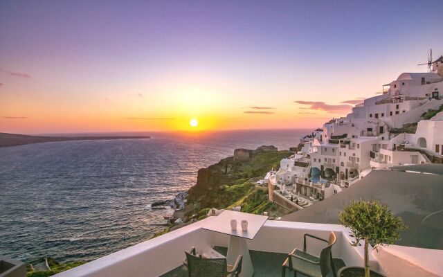 Theodora Suites - Adults Only