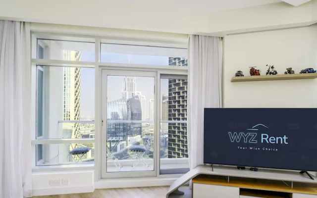 Stunning 2 BR in the heart of Downtown