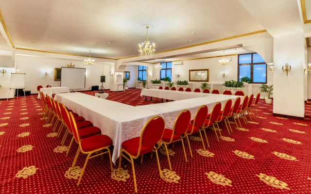 Hotel Imparatul Romanilor