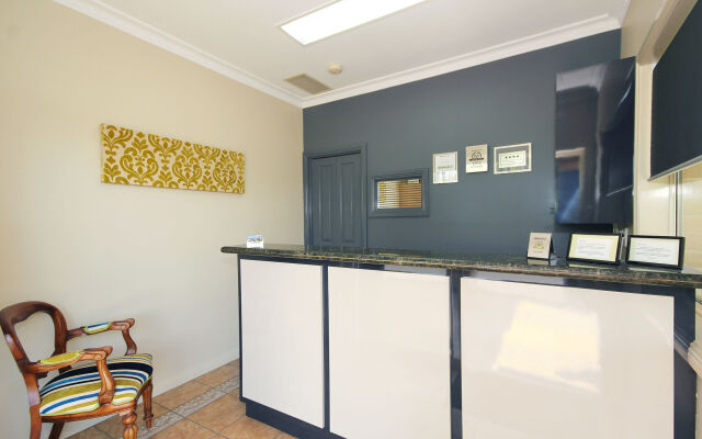 Edward Parry Motel & Apartments