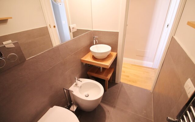 Colosseo Topnotch Apartment