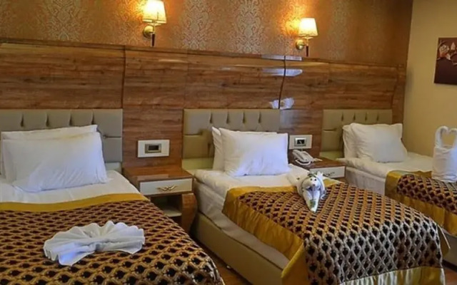 Enliva Hotel
