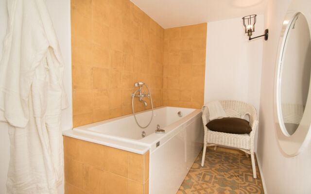 Petra Boutique Homes