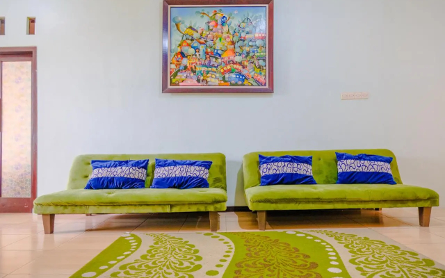 OYO 2376 Tiara Residence Syariah