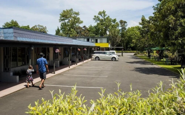 Travellers Inn Motel